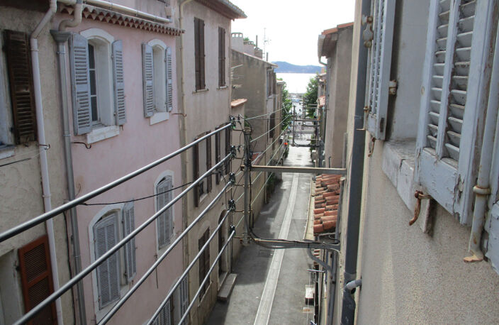 TYPE 2 LA CIOTAT CENTRE HISTORIQUE — photo 2