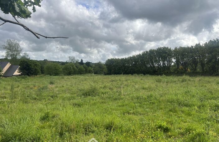 Terrain constructible - 1047m² - Saint-Quay-Perros — photo 3