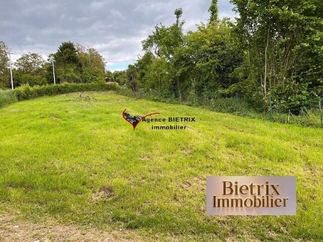 Terrain 378 m² à Presles — photo du bien
