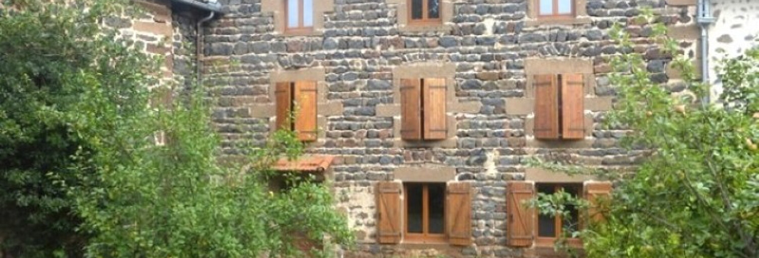 Maison 5 Pièces 131 m² à louer à Vergezac (43320)
