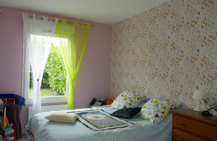 FAVERGES. APPARTEMENT 3 PIECES EN REZ DE JARDIN AVEC CAVE ET GARAGE — photo 5