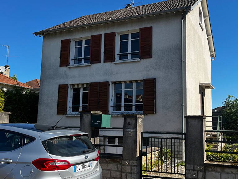 Auxerre bien située — photo 1