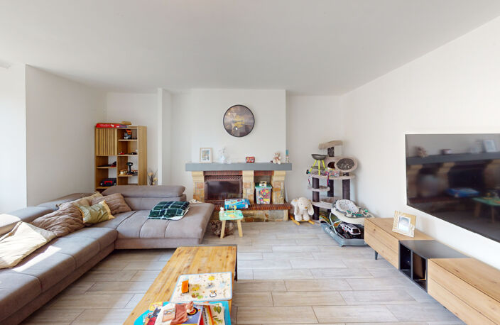 Maison T5 - 143 m2 - Comps-La-Grand-Ville — photo 5
