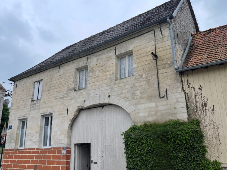 Corps de ferme à rénover Secteur d'Avesnes le Comte - Faire — photo 1