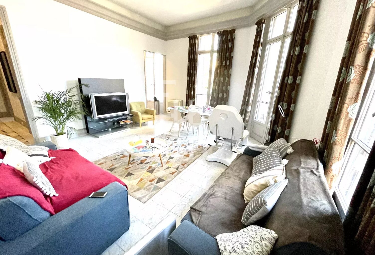 CANNES MAGNIFIQUE APPARTEMENT BOURGEOIS — photo 1