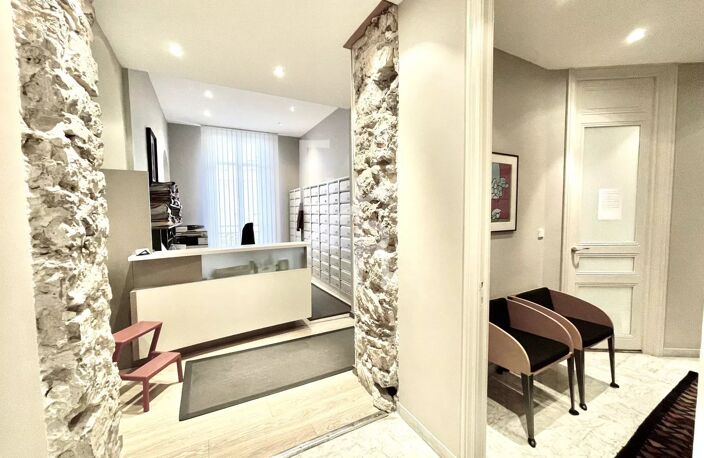 CANNES MAGNIFIQUE APPARTEMENT BOURGEOIS — photo 3