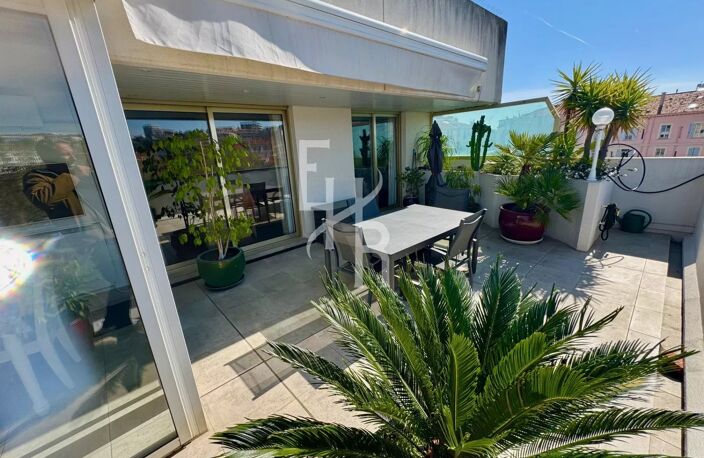 CANNES CENTRE VENTE VILLA TOIT — photo 4