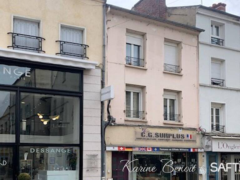 Immeubles centre ville de Melun — photo 1