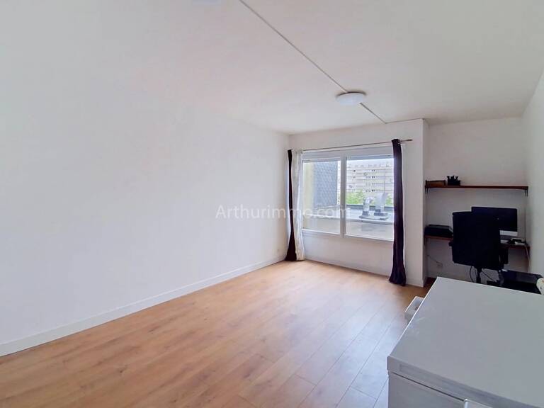Appartement 4 pièces proche commodités — photo 1