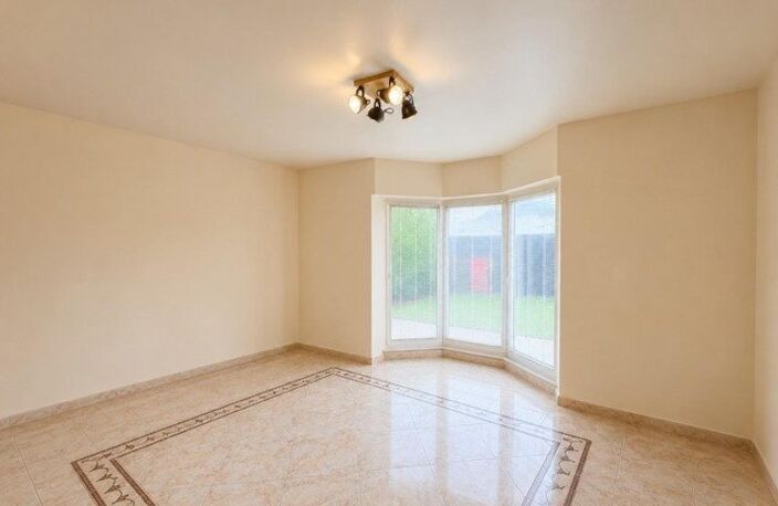 À vendre  Appartement T2 avec parking  Valenciennes, Résidence du Fort  Minique — photo 3
