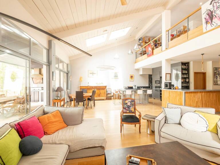 Talence forum superbe villa d'architecte de 307m² avec garage, piscine et dépendance aménagée — photo 1