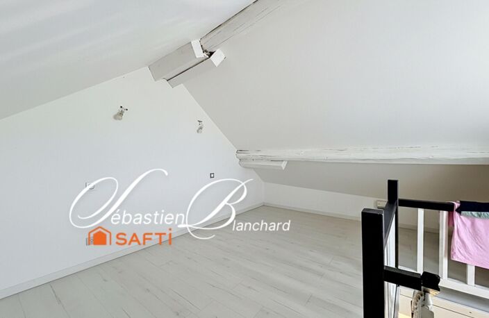 Maison de ville avec beau potentiel  Secteur recherché — photo 5