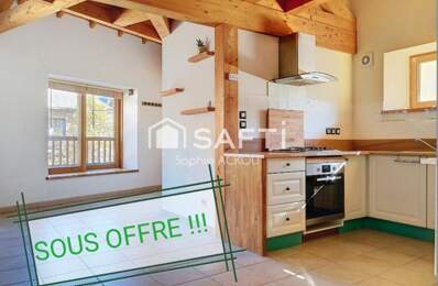 Duplex T4 au centre de Guillestre - Posez vos meubles! — photo du bien
