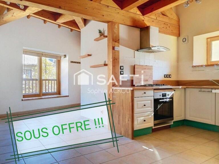 Duplex T4 au centre de Guillestre - Posez vos meubles! — photo 1
