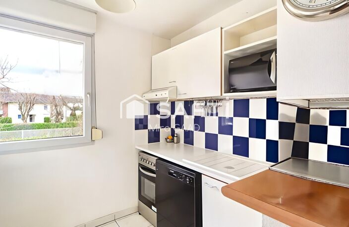 TOULOUSE 31200  CHARMANT T2 LUMINEUX AVEC BALCON, PARKING ET PISCINE — photo 4