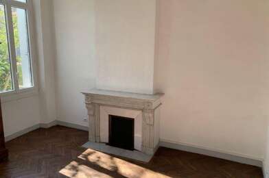Appartement 2 pièces 880 €