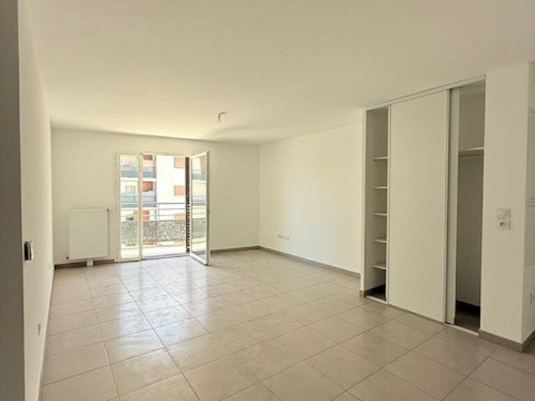 A LOUER - SANS FRAIS D'AGENCE - Secteur Vélodrome 8ème - Type 3 de 73m² avec bacon — photo 1