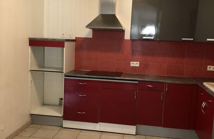 A louer Maison de ville  à Gontaud de Nogaret — photo 4