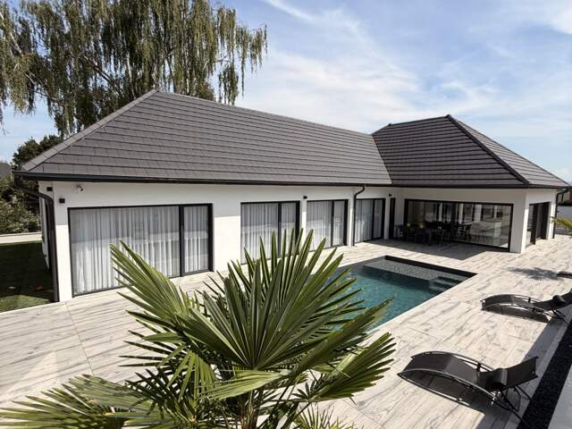 Réf: 11171*** Sect. Brinckheim / Kappelen:  Magnifique plain pied env. 190 m² — photo du bien