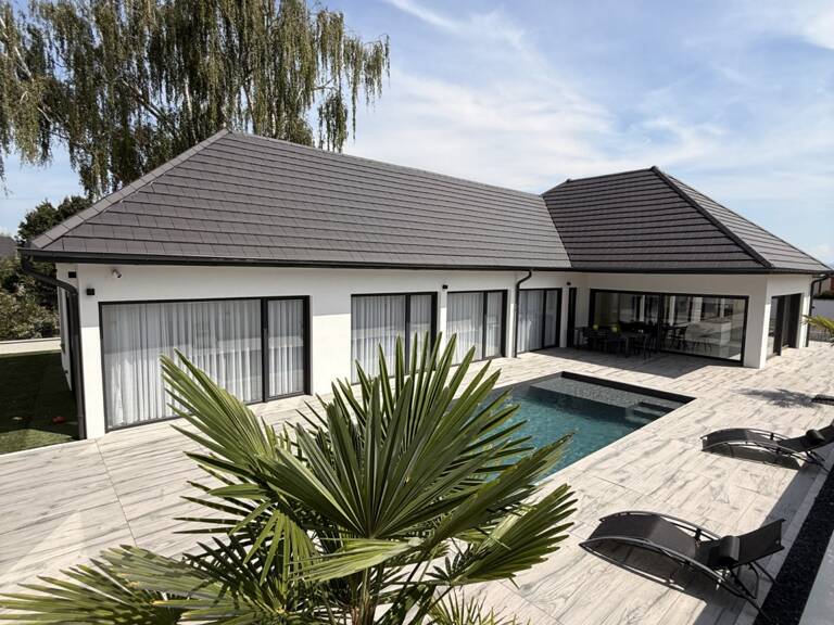 Réf: 11171*** Sect. Brinckheim / Kappelen:  Magnifique plain pied env. 190 m² — photo 1