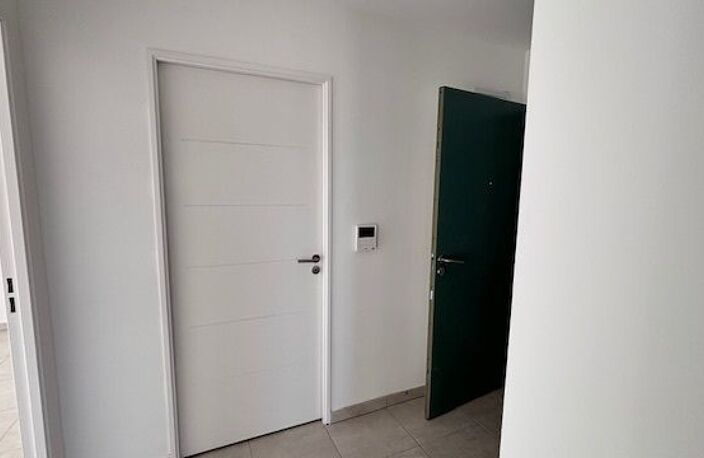 3 Pièces — photo 2