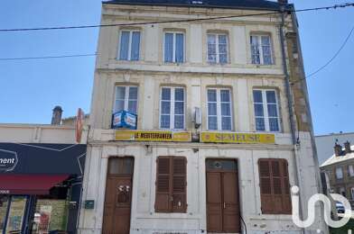 Immeuble  75000 €