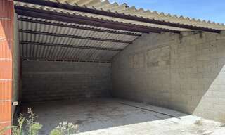 Garage  45 m² à louer à Remoulins (30210)