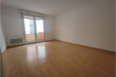 Appartement 2 pièces 732 €