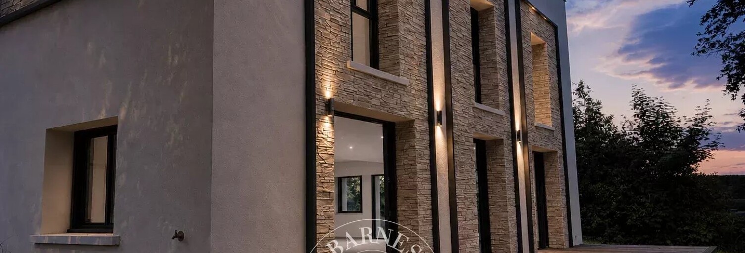 Maison 5 Pièces 176 m² à vendre à Tassin-la-Demi-Lune (69160)
