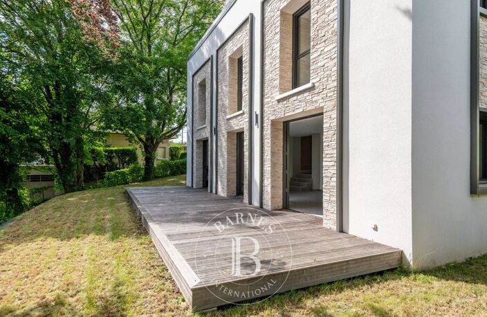 Quartier de l'Aigas - Maison réhabilitée 176 m2  - 4 chambres - terrain 1442 m2 — photo 2