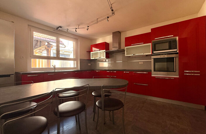 Maison Thann 7 pièce(s) 171 m2 — photo 2