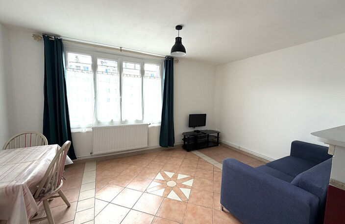 Appartement meublé Evreux 3 pièces 61.60 m² avec cave et parking — photo 3