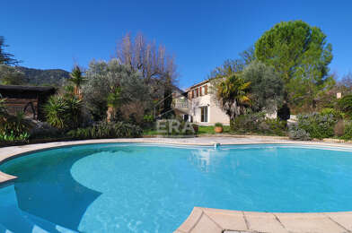 Maison 5 pièces 549000 €