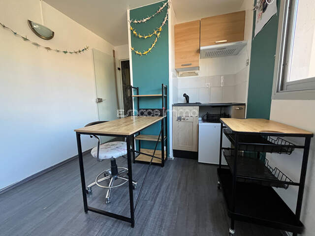 STUDIO - 15M² - ROUEN GAUCHE - QUARTIER SAINT SEVER — photo du bien