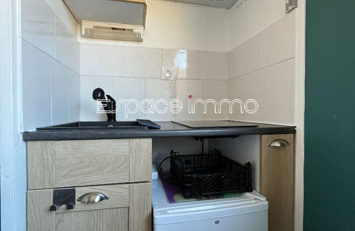 STUDIO - 15M² - ROUEN GAUCHE - QUARTIER SAINT SEVER — photo 4