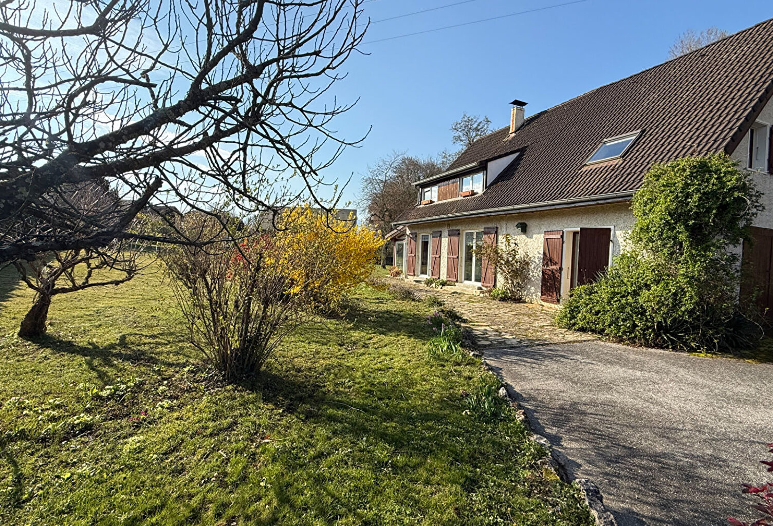 Maison  6 pièce(s) 144 m2 - LE BOURGET DU LAC — photo 1