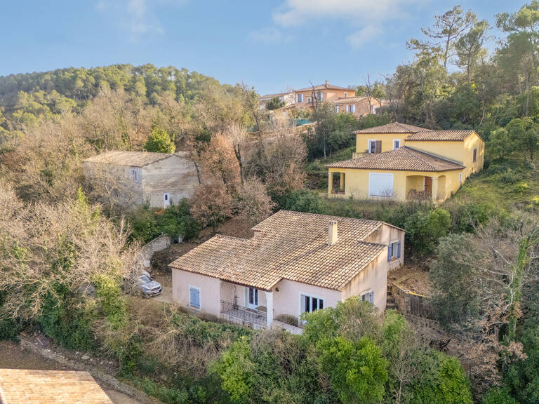Villa T5 avec garage et terrain de 982m2 — photo 1
