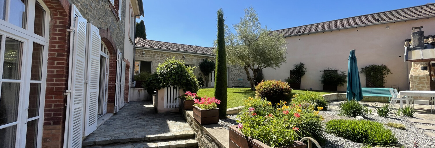 Maison 6 Pièces 263 m² à vendre à Amplepuis (69550)