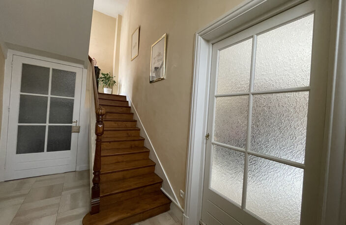 Maison de caractère avec jardin clos et arboré — photo 4