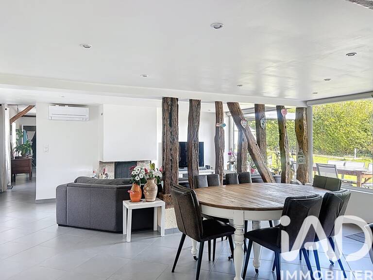 Vente Maison/villa 8 pièces — photo 1