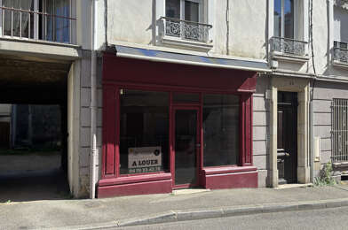 Commerce  480 €