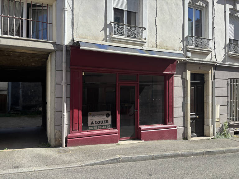 ANNONAY RUE SADI-CARNOT LOCAL COMMERCIAL A LOUER — photo 1