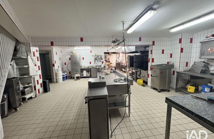 Vente Surface diverse 220 m&sup2; — photo 2