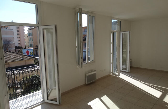 IMMEUBLE CANTRE CANNES — photo 3