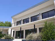 SUR LES COTEAUX DE TOULOUSE A MERVILLA SUPERBE VILLA CONTEMPORAINE DE 260M2 AVEC VUE SUR LES PYRENNEES — photo 3