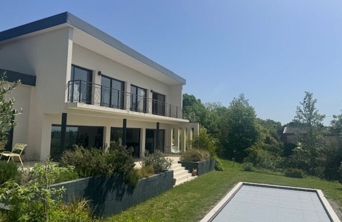 SUR LES COTEAUX DE TOULOUSE A MERVILLA SUPERBE VILLA CONTEMPORAINE DE 260M2 AVEC VUE SUR LES PYRENNEES — photo 4