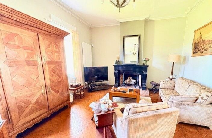 Maison à fort potentiel : deux appartements séparés / une seule grande maison possible !! — photo 3
