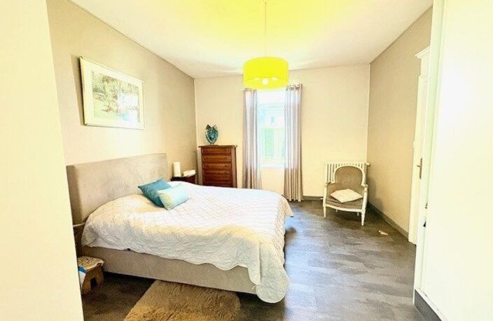 Maison à fort potentiel : deux appartements séparés / une seule grande maison possible !! — photo 5