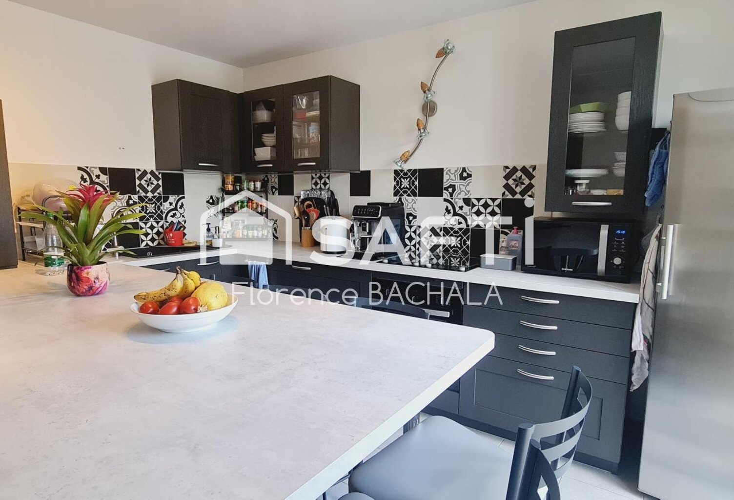 Maison familiale de 2013 de 173 m² avec 5 chambres, possibilité 7 chambres sur 659 m² de terrain — photo 1