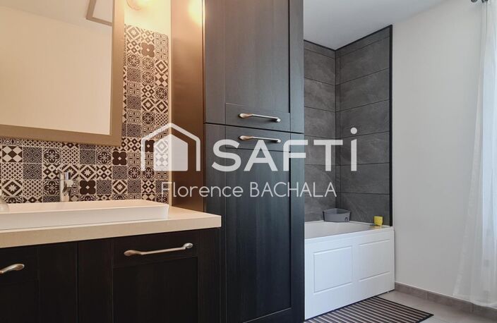 Maison familiale de 2013 de 173 m² avec 5 chambres, possibilité 7 chambres sur 659 m² de terrain — photo 5